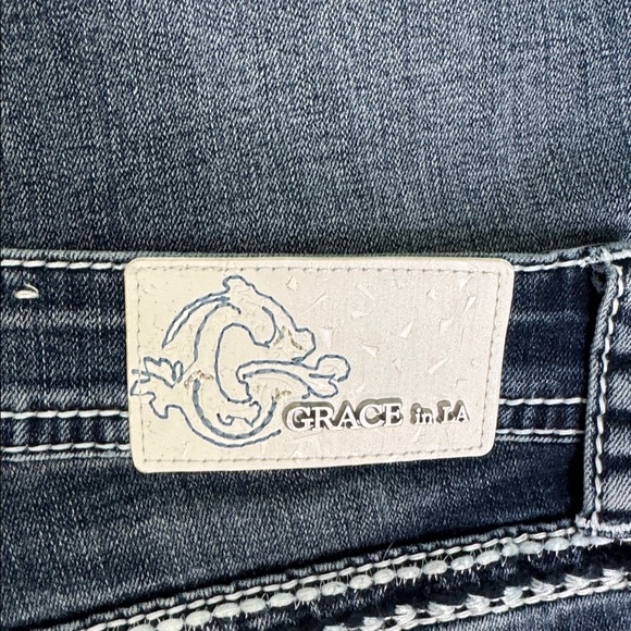 Grace in LA Embellished Boot Cut Jeans size 29 - Picture 13 of 16
